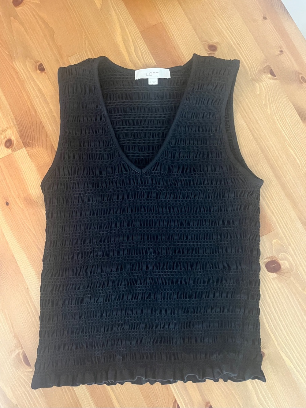 LOFT Black Sleeveless V Neck top Small